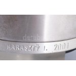 Haraszty István (1934-2022): Kettecskén. Mágneses rozsdamentes acél szobor elektromos kialakítással. Jelzett az oldalán...