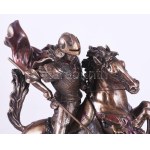 Veronese Design Sárkányölő Szent György. Bronz bevonatú gyanta, jelzett, m: 26,5 cm