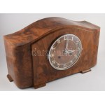 Asztali óra. Felesütős ingajáratos szerkezet, működik fa házban, kulccsal. 40x25 cm