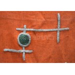 Iparművész faliszőnyeg, op-art mintával, cca 160x60 cm