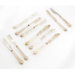 5 személyes angol ezüstözött halkés és halvilla szett, jelzett, kopással, h: 18 cm