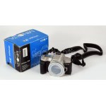 Minolta Dynax 3L fényképezőgép, objektív nélkül, dobozában.