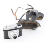 Certo-Phot fényképezőgép, tokjában.