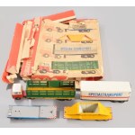 1966 VEB Mechanische Spielwaren Brandenburg Special Transport készlet. Formaszám: 5010. Formaterv: Manfred Schindler ...