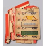 1966 VEB Mechanische Spielwaren Brandenburg Special Transport készlet. Formaszám: 5010. Formaterv: Manfred Schindler ...