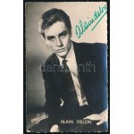 Alain Delon (1935-) francia színész aláírása az őt ábrázoló képen