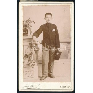 1897 Vitéz csataji Csatay Lajos (született Tuczentaller) (1886-1944. október 16....