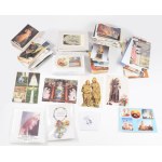 Egy doboznyi szentkép, vallási témájú üdvözlőlap, kegytárgy, modernek.