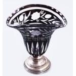Ezüst (Ag) talpas váza. Dianás jelzéssel, gravírozással, Kristály. Jelzett, hibátlan 18 cm