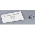 14 K fehérarany gyűrű brillekkel és zafírral. Zafír 1,97ct fazettált ovális csiszolással brillek 0,07ct...
