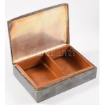 Ezüst (Ag) szivaros doboz fa betéttel. Jelzett, dianás jelzéssel, Br 258 g 13x10 cm