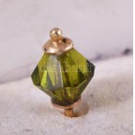 Arany (Au) fülbevaló pár, 14k, jelzett, swarovski kristállya, bruttó 1,3g