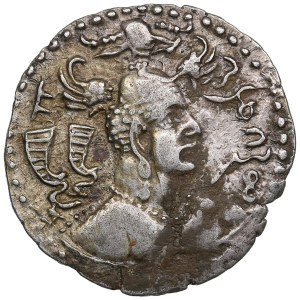 Nezak Hunnen, AR Drachme ND (ca. 490-560) - Anonym 'Nezak Malka'