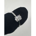 OVAL NATURAL DIAMOND SOLITAIRE ENGAGEMENT RING IN WHITE GOLD