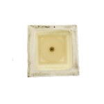 Elegant White Porcelain Cup with Luxurious Gold Decoration | 39 cm