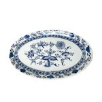 xOnion Pattern / Henrietta Porcelain Serving Tray, 34 cm | Dubí, Czechoslovakia, 1960s