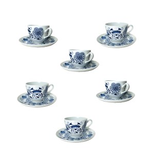 Set of 6 “Onion Pattern / Henrietta” Cups & Saucers, 1950s | Dubí Porcelain, Czechoslovakia