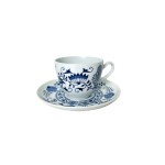 Set of 6 “Onion Pattern / Henrietta” Cups & Saucers, 1950s | Dubí Porcelain, Czechoslovakia