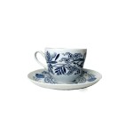 Set of 6 “Onion Pattern / Henrietta” Cups & Saucers, 1950s | Dubí Porcelain, Czechoslovakia