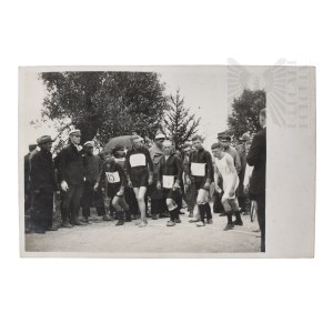 II RP Fotografia Biegaczy Sport Zawody - Bieg Legionowy (?) Przasnysz