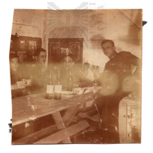 Austro-Węgry Fotografia Żołnierzy Armii Austro-Węgierskiej Przy Winie