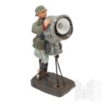 Third Reich Rare Wehrmacht Soldier Figurine with Reflector