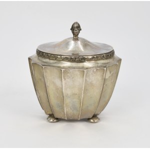 Ribbed sugar bowl with hinged lid