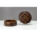 Hutsul round box for trinkets - Eastern Carpathians 1st half of the 20th century.