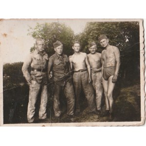 4 fotografie polskich żołnierzy z okresu II RP
