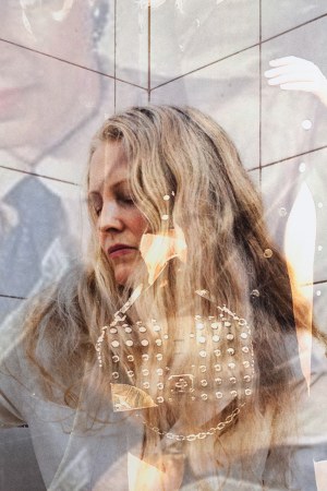 Paulina Ołowska (ur. 1976, Gdańsk), Julie's Monologue