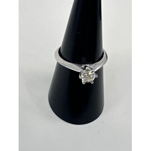 WHITE GOLD BRILLIANT NATURAL DIAMOND SOLITAIRE ENGAGEMENT RING -