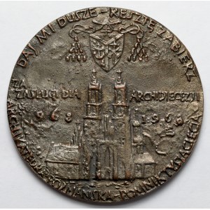 Stasiński, Medal Antoni Baraniak 1968 - arcybiskup poznański - za zasługi