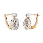 Daisy-shaped earrings, 19th/20th century.