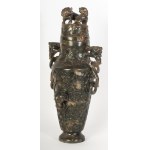 Green jadeite urn vase China, Quing Dynasty, 19th century