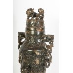 Green jadeite urn vase China, Quing Dynasty, 19th century