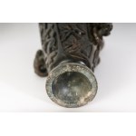 Green jadeite urn vase China, Quing Dynasty, 19th century