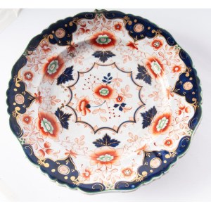 Polychrome porcelain food warmer first half of the 20th century