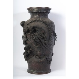 Baluster bronze vase Quing dynasty, 19th century China
