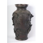 Baluster bronze vase Quing dynasty, 19th century China