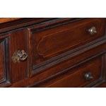 Rectangular chest of drawers in walnut wood with four drawers Central Italy, late 17th century