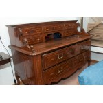 Chest of drawers with mahogany riser Holland, 18th century