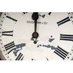 Mechanical clock with pendulum spacer early 20th century