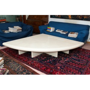 Low table in white lacquered wood