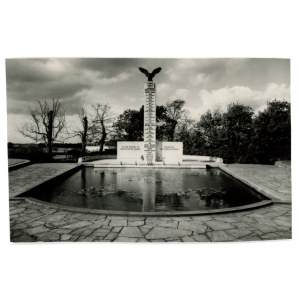 London - Monument to the Fallen Polish Airmen 1940-1945 Photo: Józef Pujdak (168)