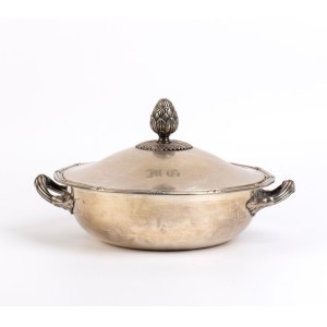 JOSEF CARL KLINKOSCH Solid silver Austrian entrée dish - Vienna, 1867
