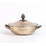 JOSEF CARL KLINKOSCH Solid silver Austrian entrée dish - Vienna, 1867
