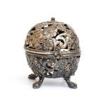 Silver sewing box - England or France, late 19th - early 20th century
