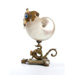 Nautilus mounted on brass base - Europe, 19th century