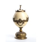 Ostrich egg on brass base - Italy or France, late 19th century