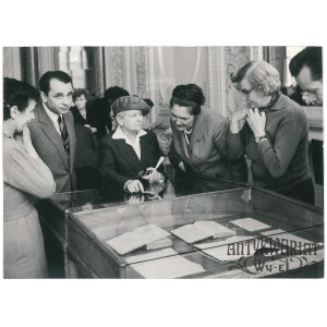 MARIA DĄBROWSKA, Biblioteka Uniwersytetu Warszawskiego, wystawa, fot. Barącz, 1962